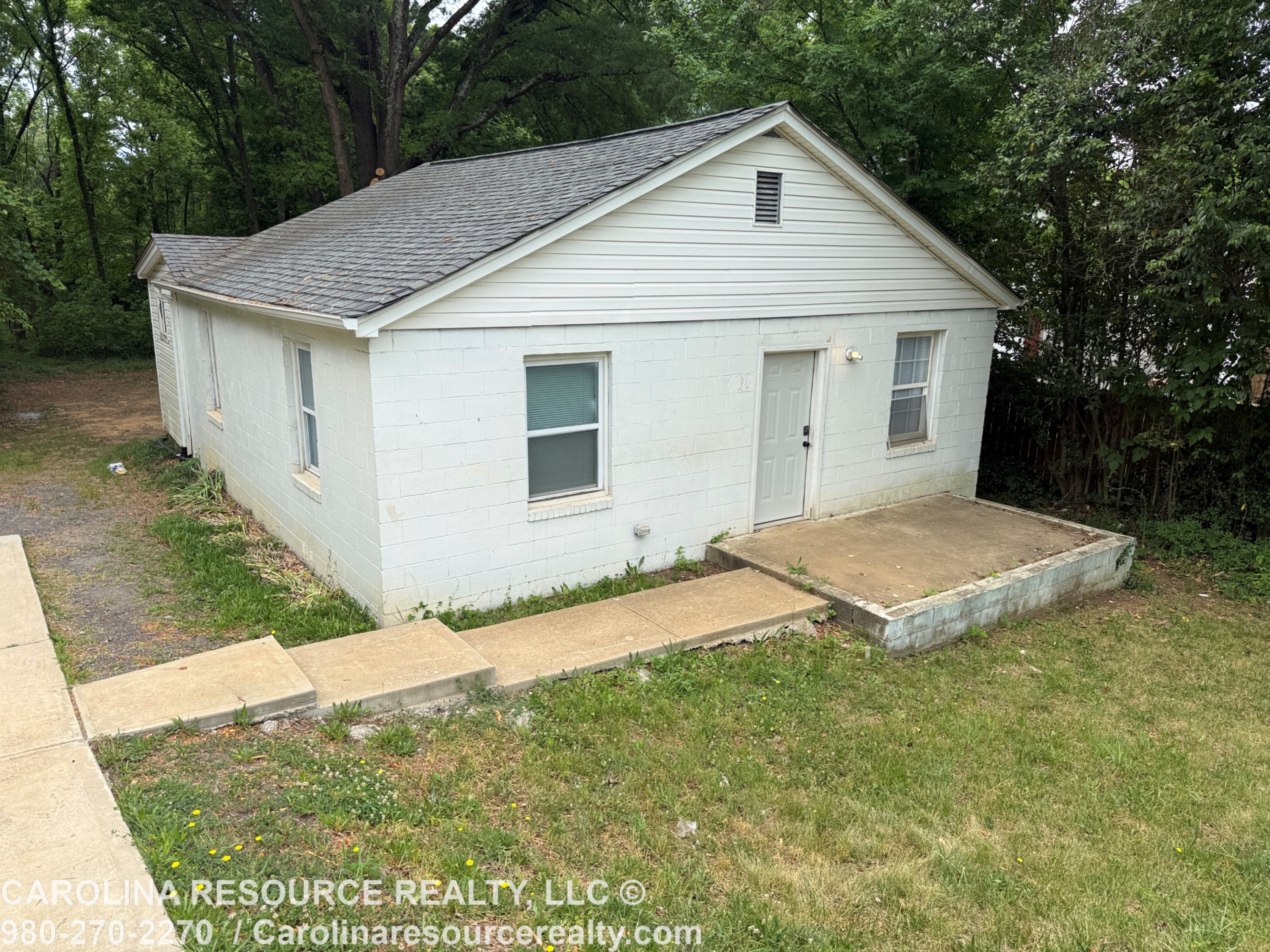 3005 West Boulevard